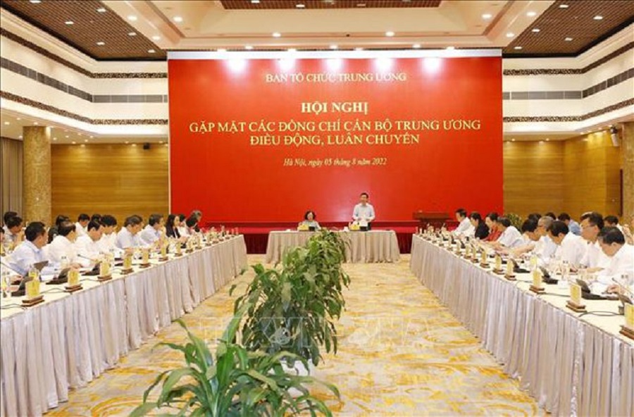 Hội nghị gặp mặt các đồng chí cán bộ Trung ương điều động, luân chuyển diện Bộ Chính trị, Ban Bí thư quản lý.