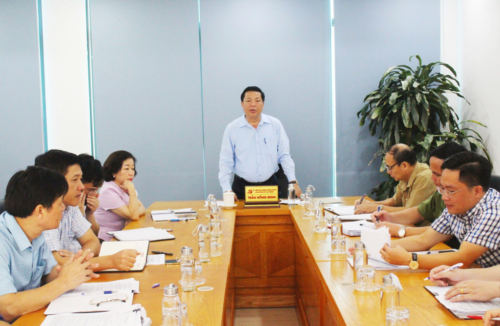 Bí thư Tỉnh ủy Trần Hồng Minh đối thoại với công dân Thành phố về xem xét, giải quyết đơn thư khiếu nại phức tạp kéo dài.